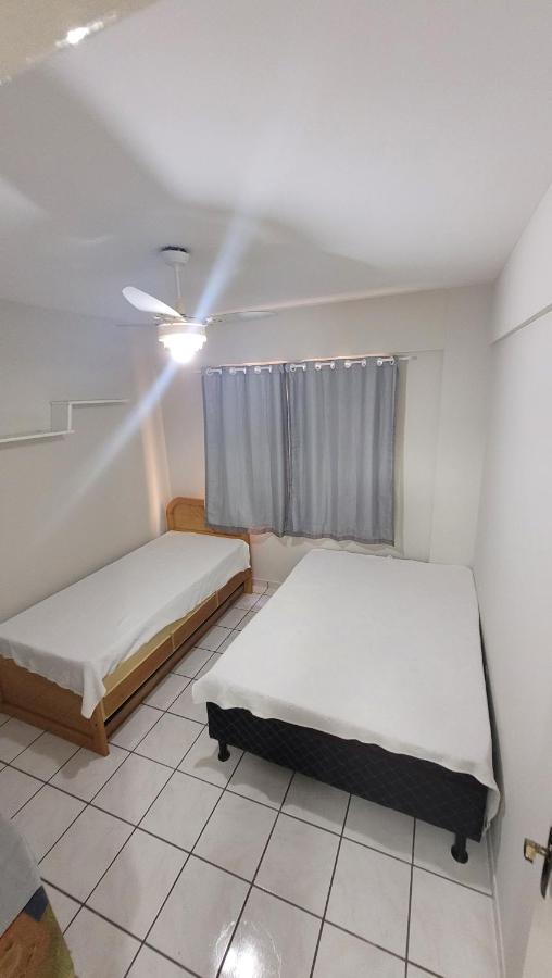 Aconchegante 2 Quartos Com Wifi + 1 Quarto Menor Apartment Guarapari Bagian luar foto